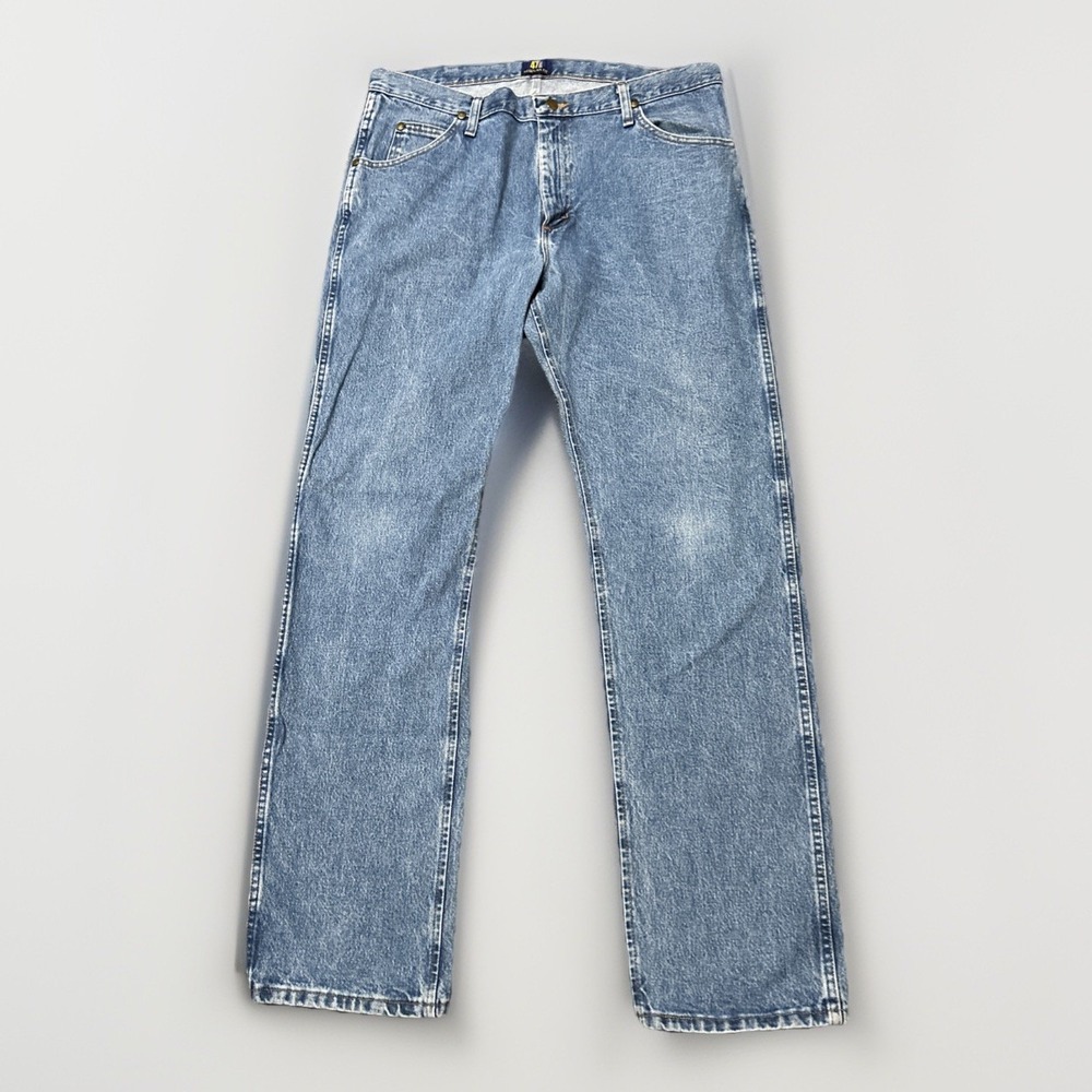 Wrangler Men's Relaxed Jeans - Light Blue